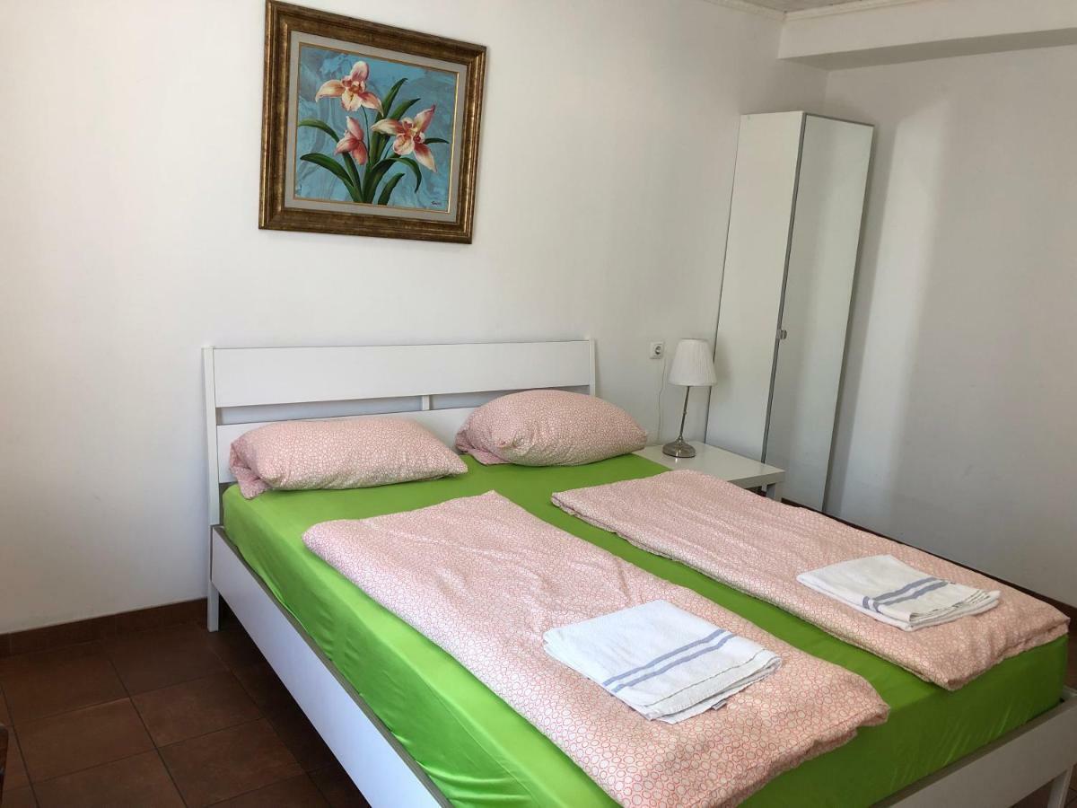 Pension Adler Lübeck Buitenkant foto
